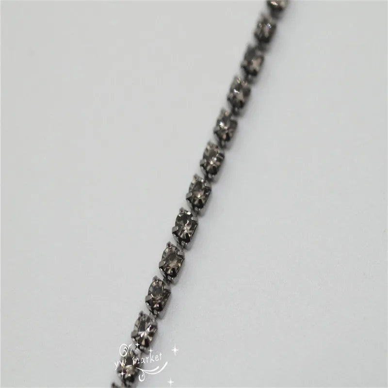 ss6/ss8/ss10 Grey Crystal stones  Rhinestone Close Chain Trim Gun Black 10 Yard