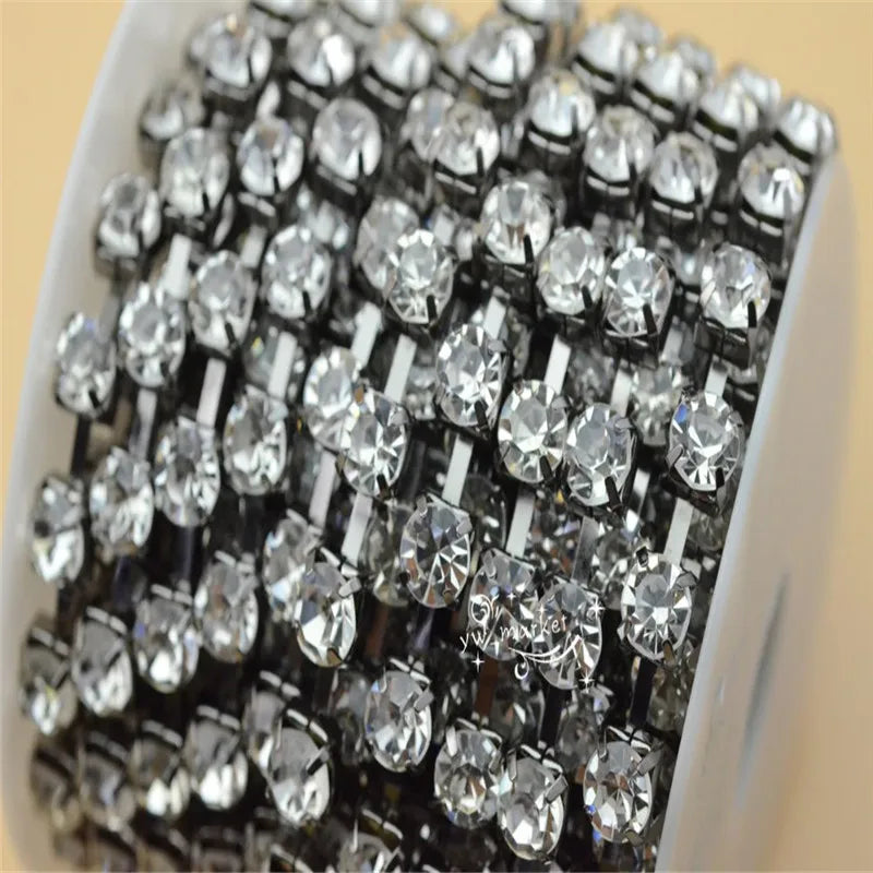 SS28 6mm Crystal Clear Rhinestone Chain Trim Black  sew on 10 yard